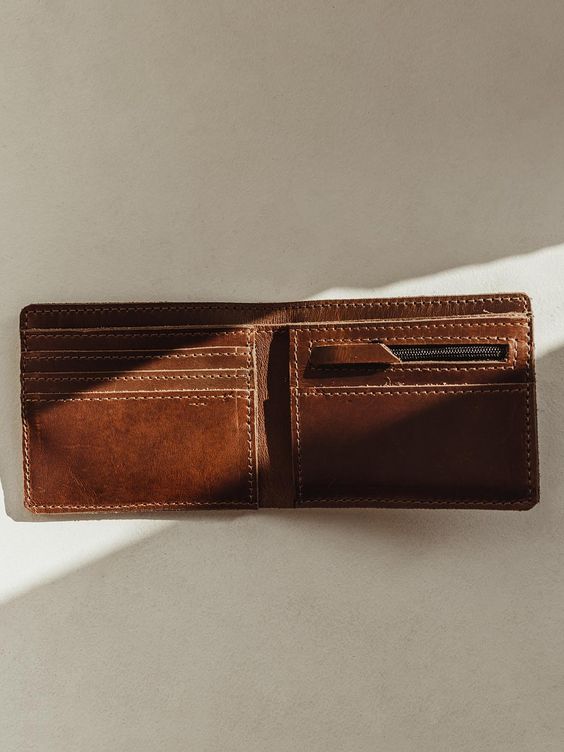 best mens leather wallets to invest in