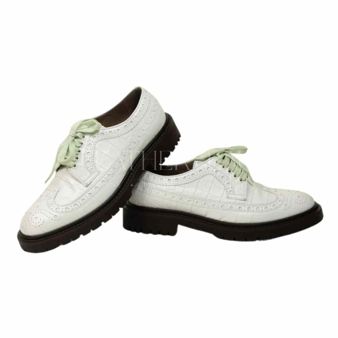Sole Whitening & Unyellowing Service